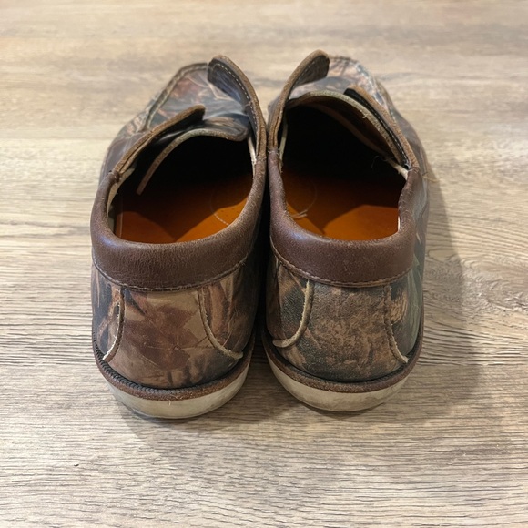 Eastland x Realtree Falmouth Camp Moc - Picture 2 of 4